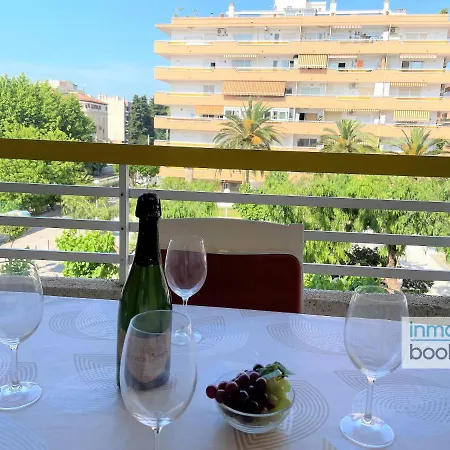 Diamant Apartment, Con Parking Apartment *